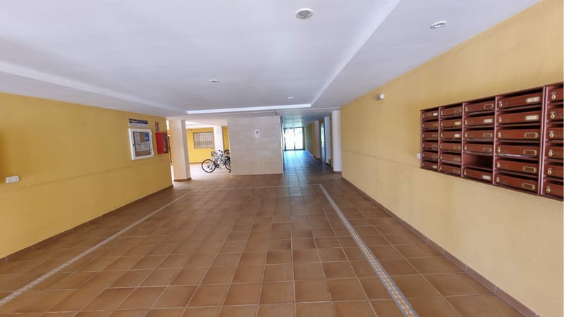Open photo Listing photo