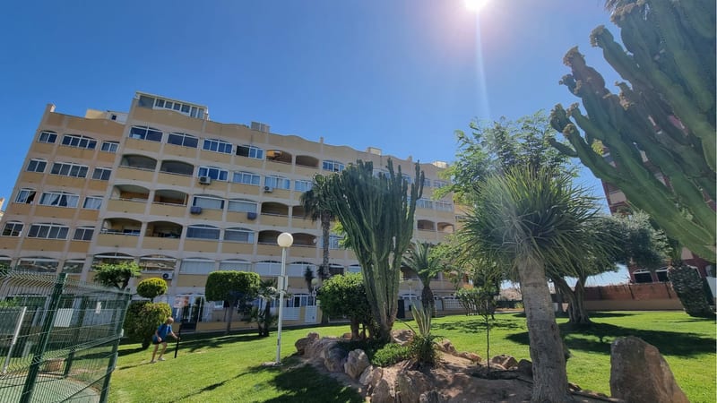 Open photo Listing photo
