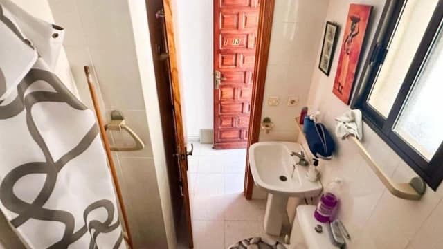 Open photo Listing photo
