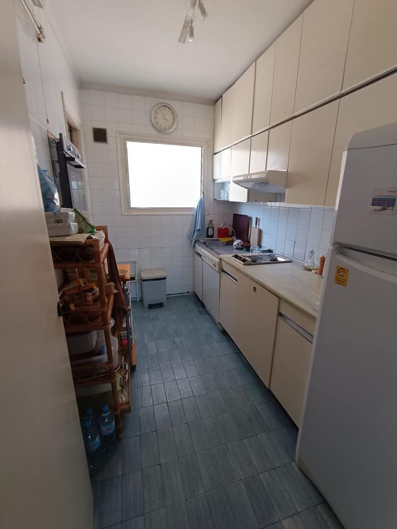 Open photo Listing photo