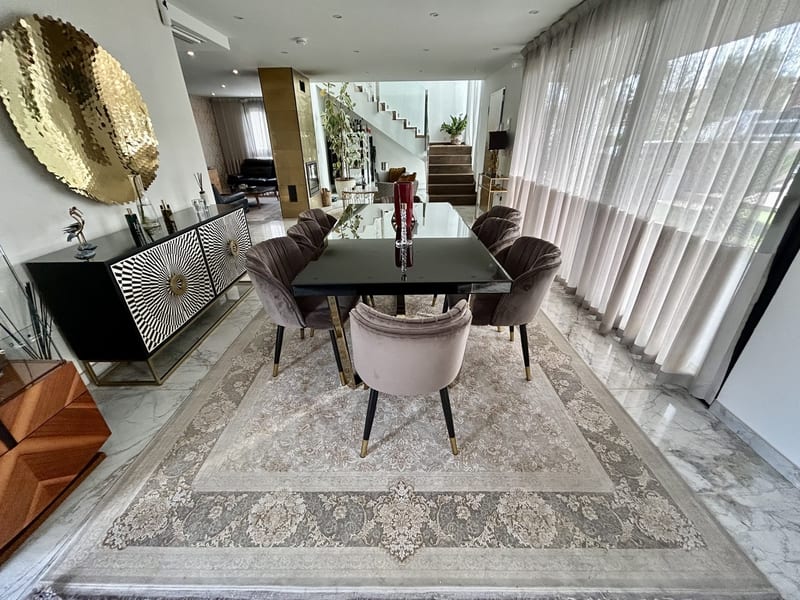 Open photo Listing photo