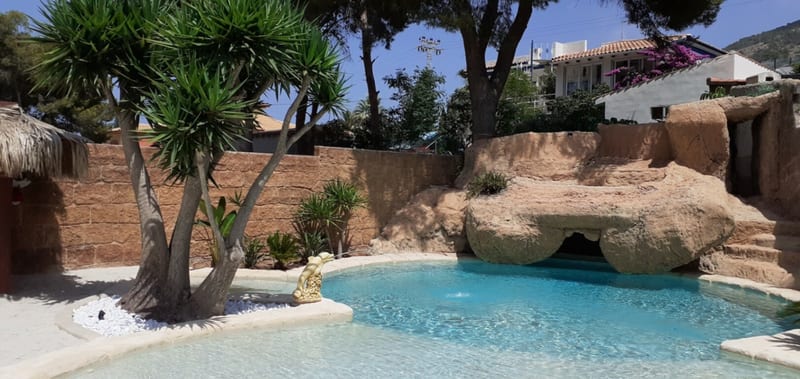 Open photo Listing photo