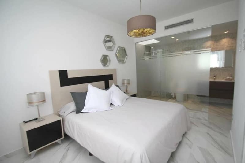 Open photo Listing photo