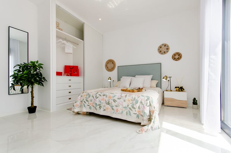 Open photo Listing photo