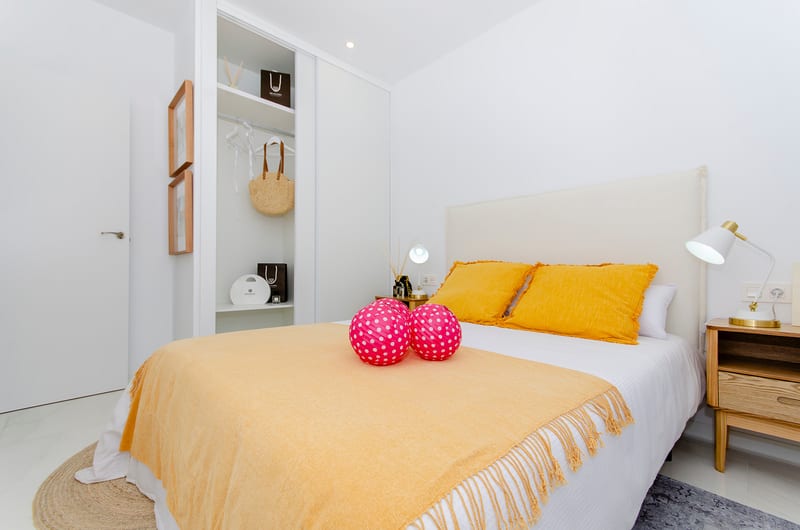 Open photo Listing photo