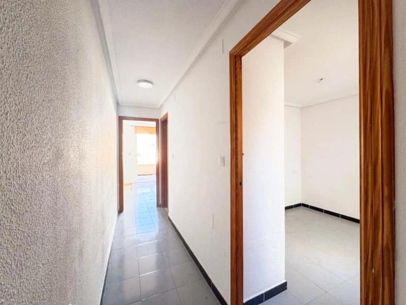 Open photo Listing photo