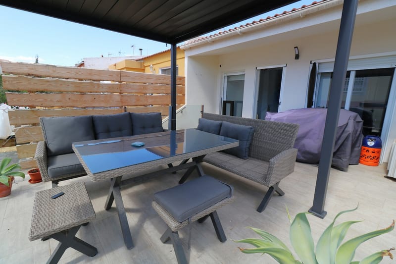 Open photo Listing photo