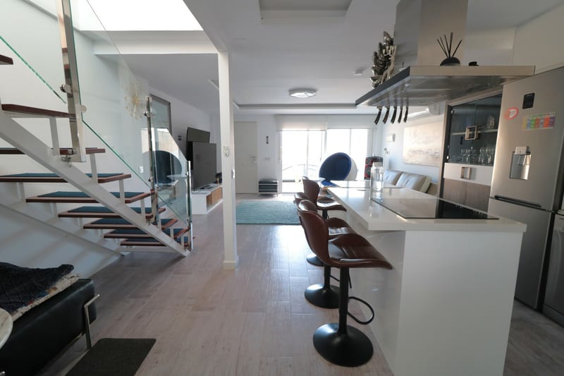 Open photo Listing photo