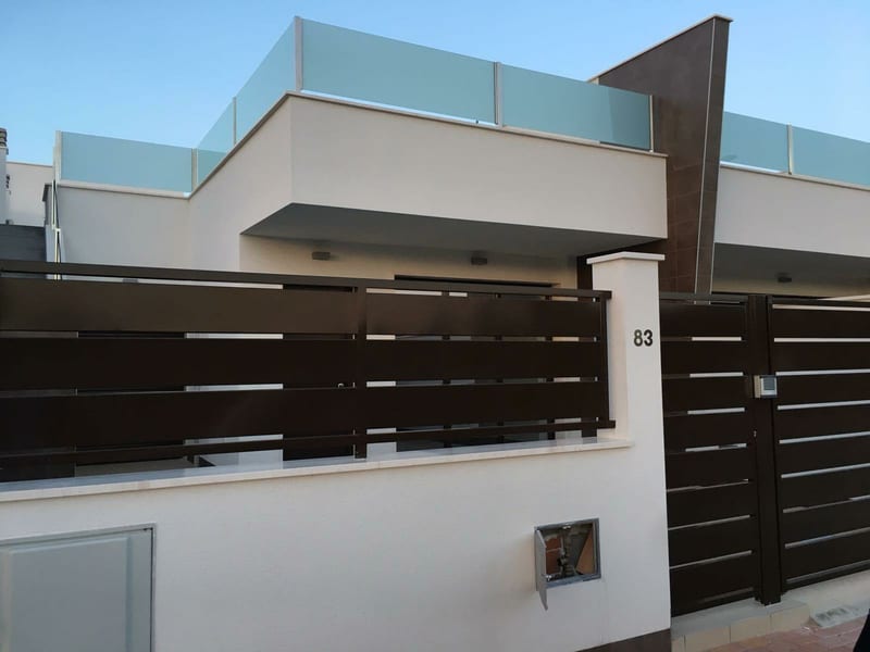 Open photo Listing photo