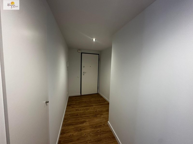Open photo Listing photo