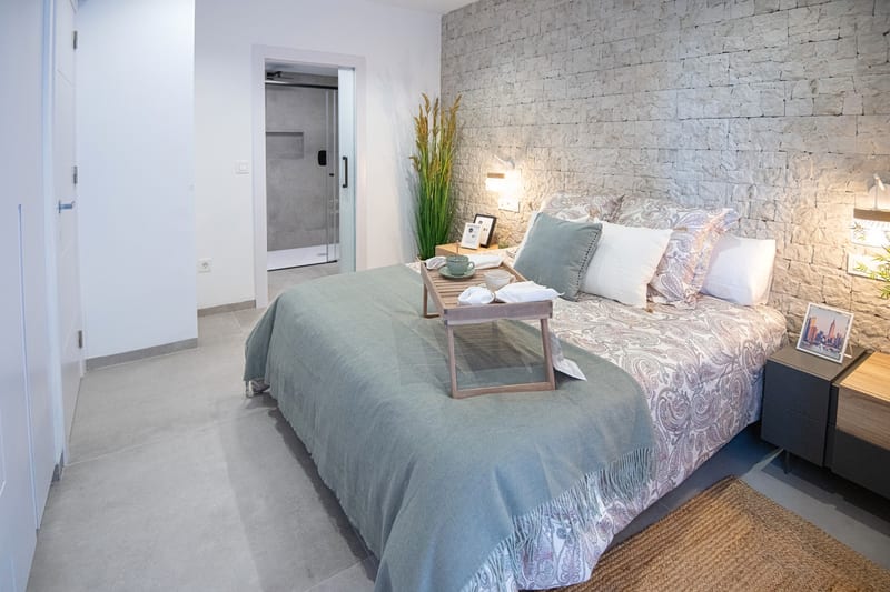 Open photo Listing photo
