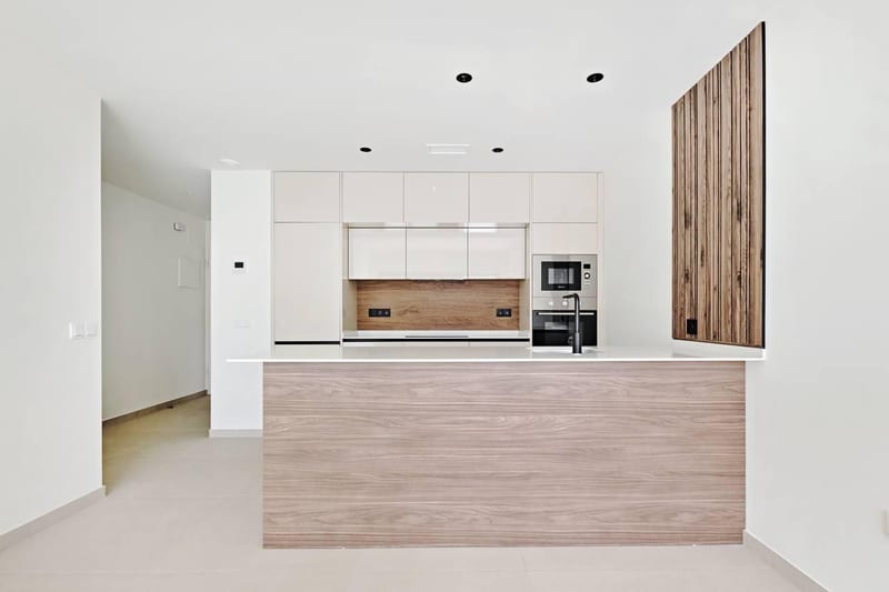 Open photo Listing photo