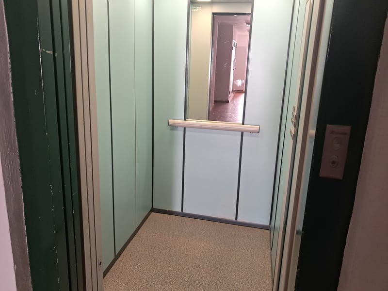 Open photo Listing photo