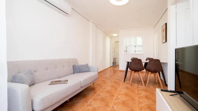 Open photo Listing photo