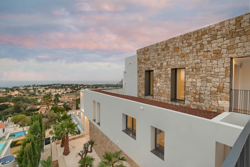 Open photo Listing photo