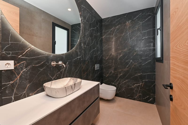 Open photo Listing photo