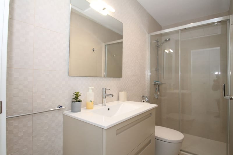 Open photo Listing photo
