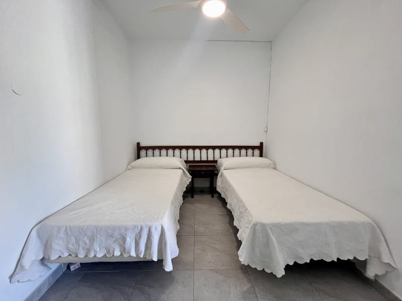 Open photo Listing photo
