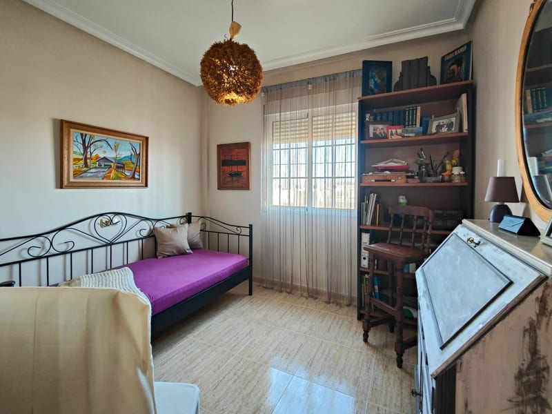 Open photo Listing photo