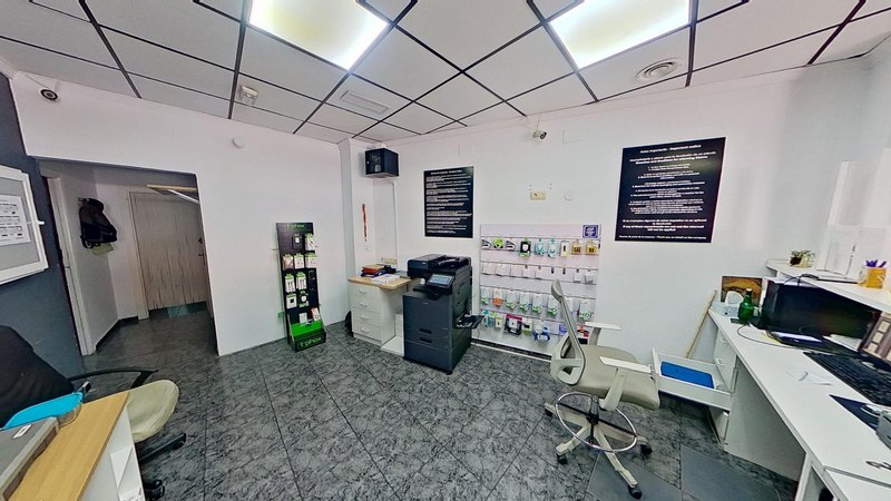 Open photo Listing photo