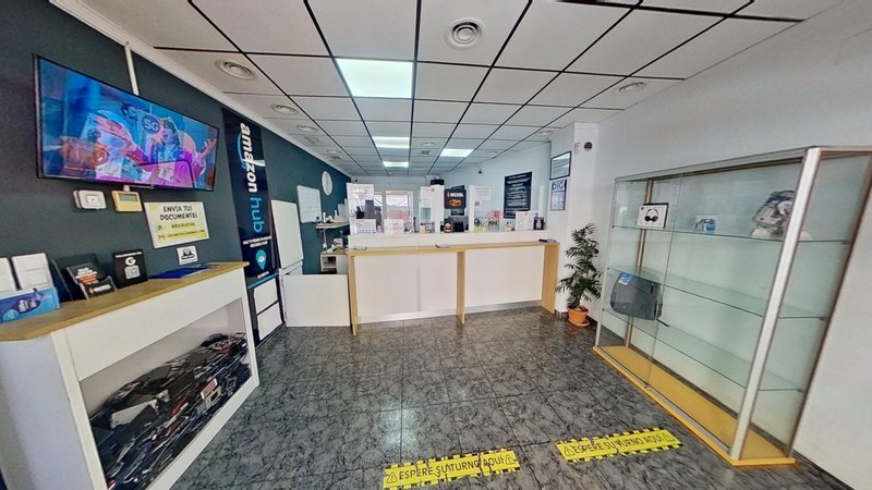 Open photo Listing photo
