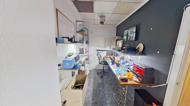Open photo Listing photo