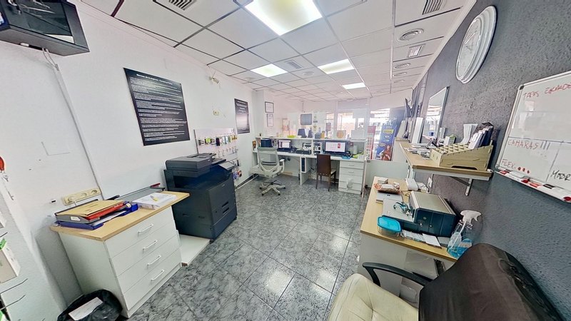Open photo Listing photo