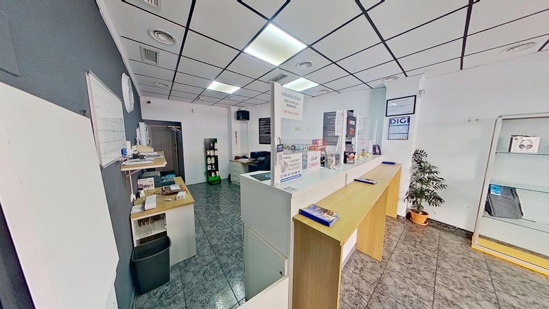 Open photo Listing photo