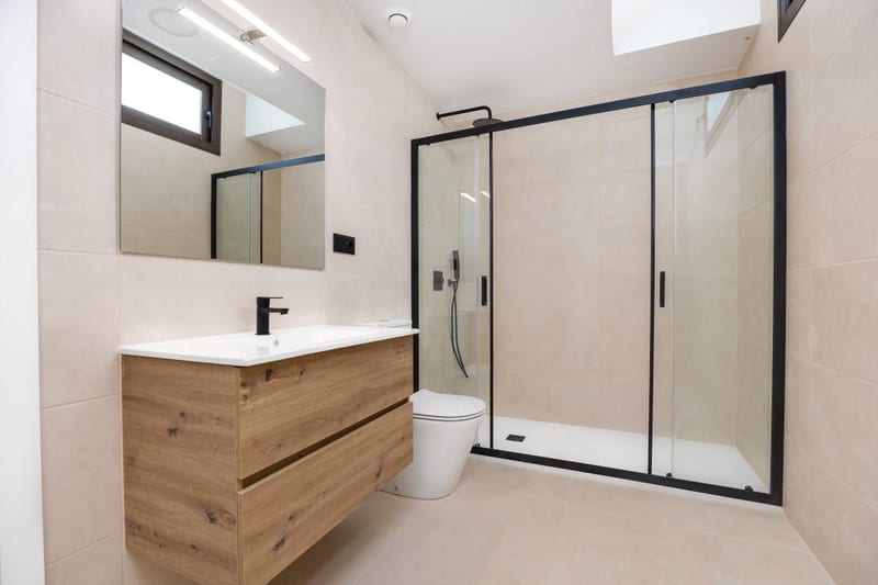 Open photo Listing photo
