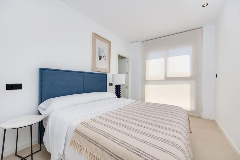 Open photo Listing photo