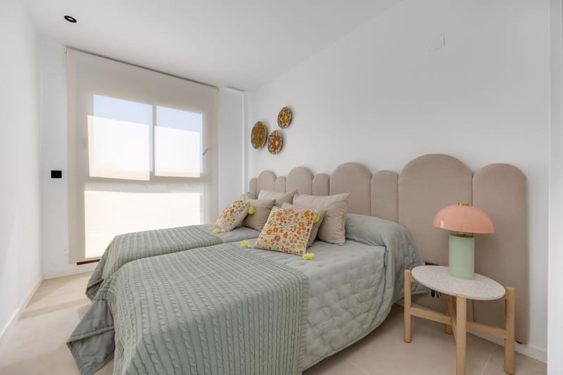 Open photo Listing photo
