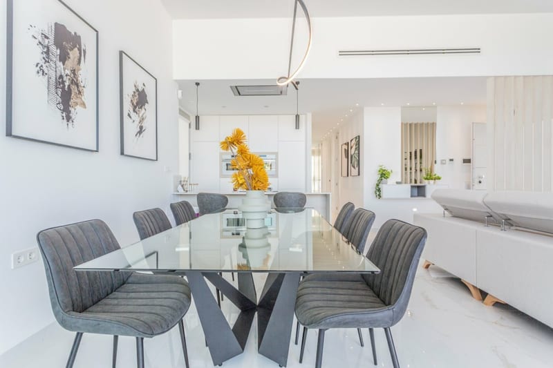 Open photo Listing photo