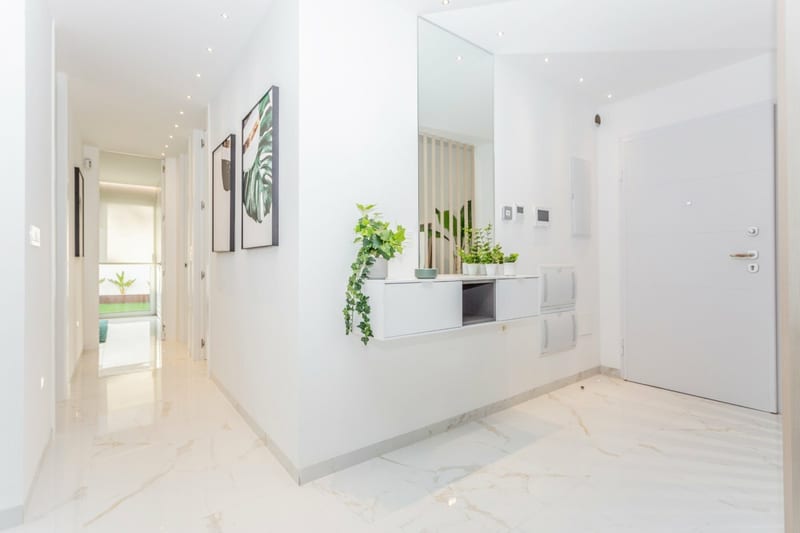 Open photo Listing photo
