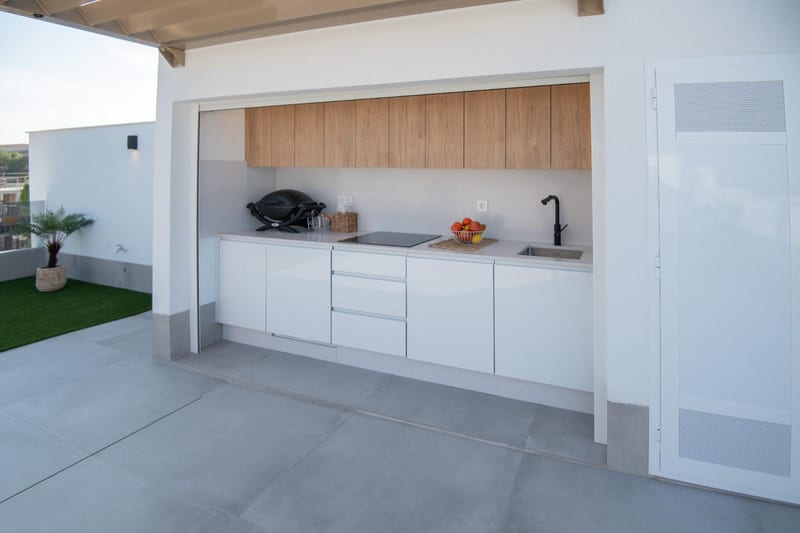 Open photo Listing photo