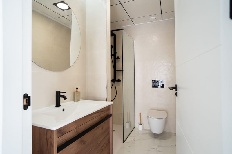 Open photo Listing photo