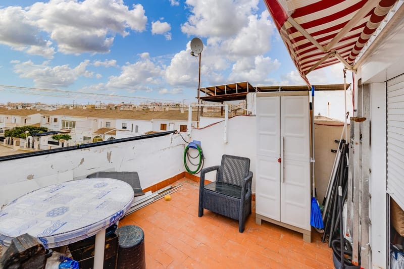 Open photo Listing photo