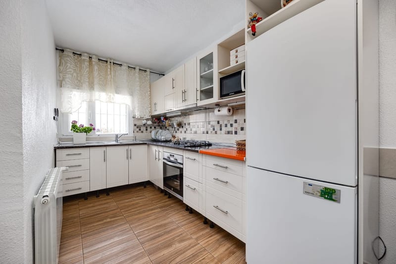 Open photo Listing photo