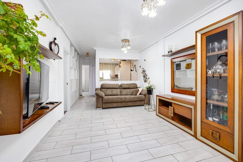 Open photo Listing photo