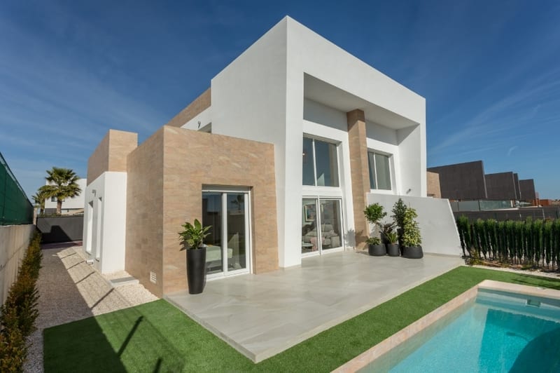 Open photo Listing photo