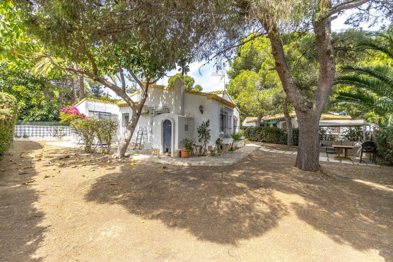 Open photo Listing photo