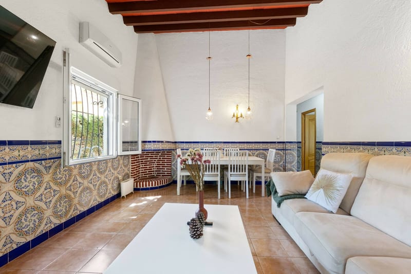 Open photo Listing photo