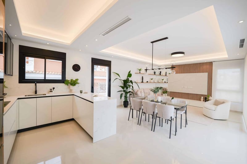 Open photo Listing photo