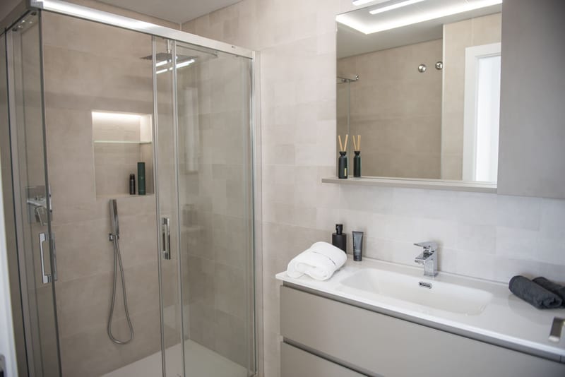 Open photo Listing photo