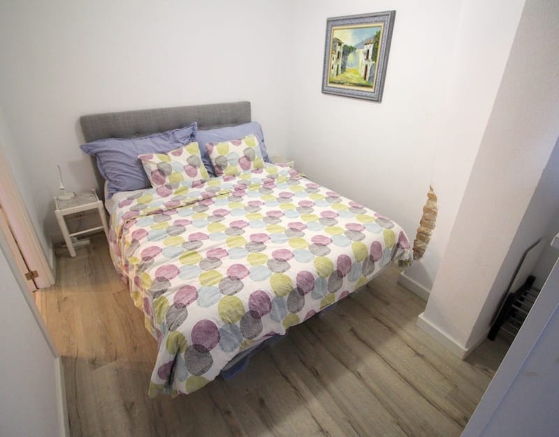 Open photo Listing photo
