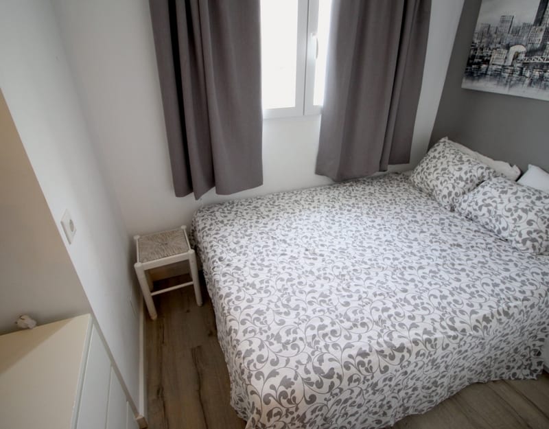 Open photo Listing photo